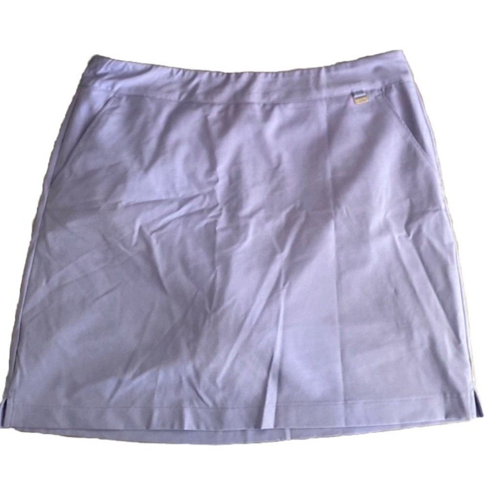 💜GREG NORMAN💜Golf skort in lilac . Size 12. Like new condition.